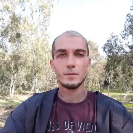 Ilya, 40Rishon LeZion, Israel 