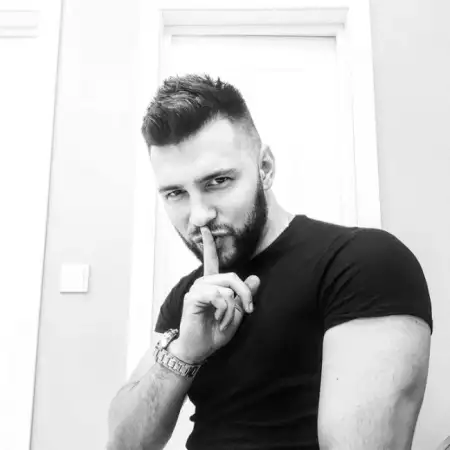 Erik, 32Russia 