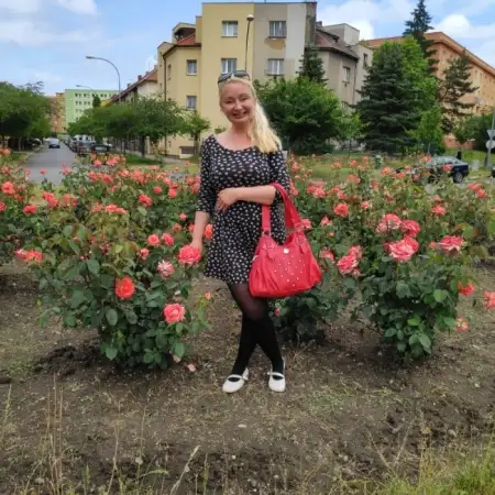 Yulia, 40Czech Republic