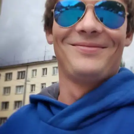 Konstantin, 37Saint Petersburg, Russia