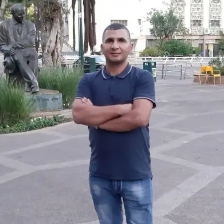 Qutaiba, 44Petah Tikva, Israel 