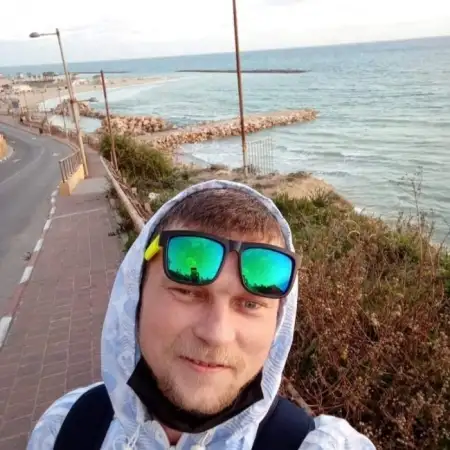 Aleksandr, 28Netanya, Israel 