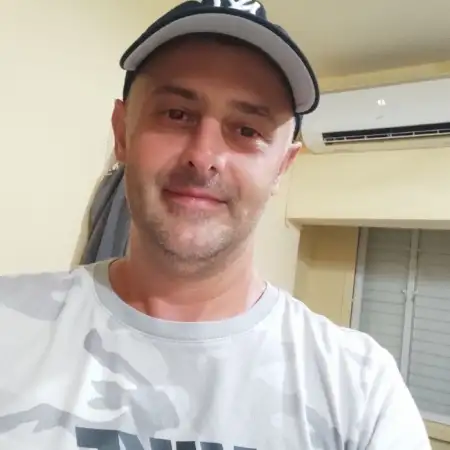 Paul, 46Bat Yam, Israel