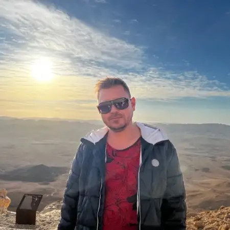 Denis, 48Bat Yam, Israel