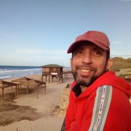 boris, 41Ashkelon, Israel 