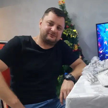 Mark, 42