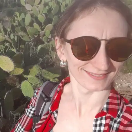 מאיה, 45Rosh HaAin, Israel