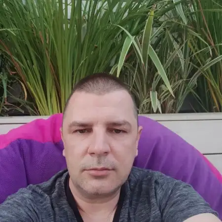 Aleksandr, 48Petah Tikva, Israel 