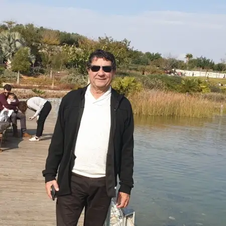 משה, 73Ramat Gan, Israel