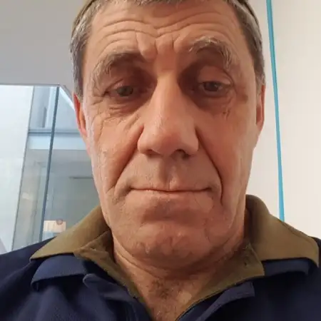 Vlad, 66Holon, Israel