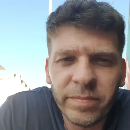 Alex, 44Petah Tikva, Israel 