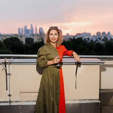 Sarah, 49Moscow, Russia 