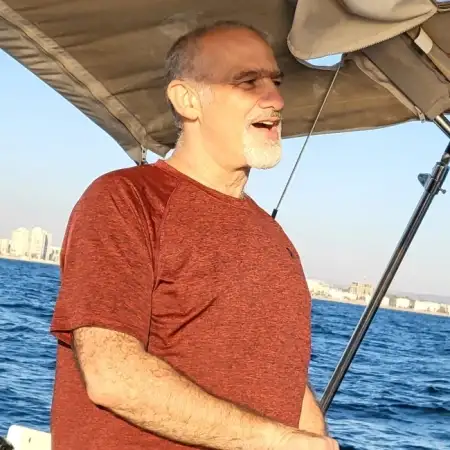 זיו, 66Migdal aEmek, Israel