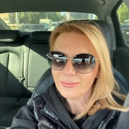 Olga, 58Moscow, Russia 