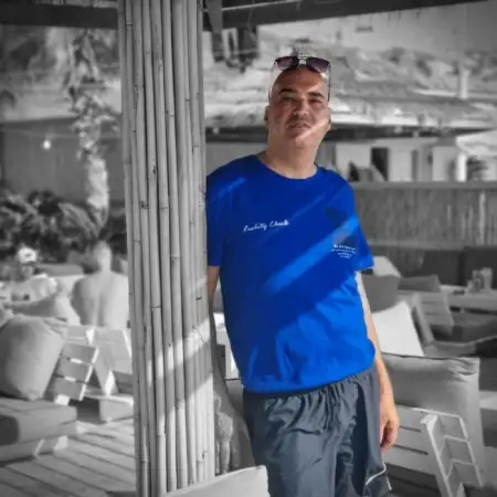 Avishay, 51Holon, Israel