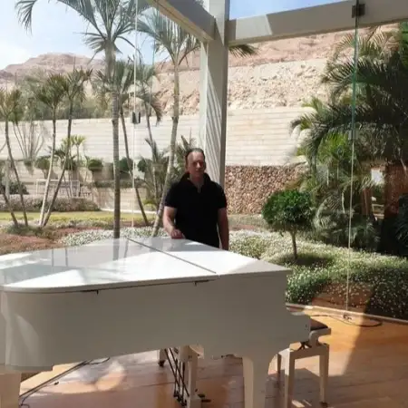 דמיטרי, 44Petah Tikva, Israel 