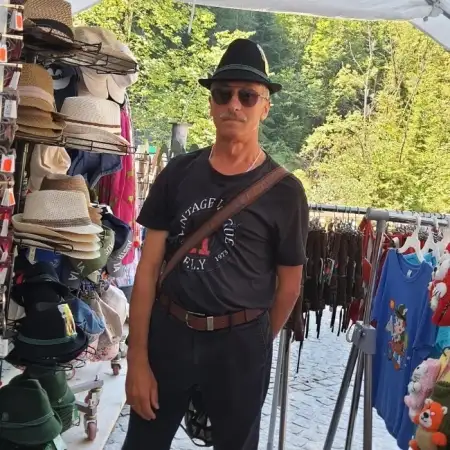 Aleksey, 52Petah Tikva, Israel