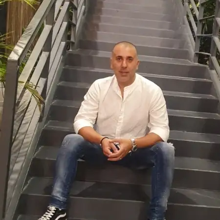 יוסי, 48Ramat Gan, Israel