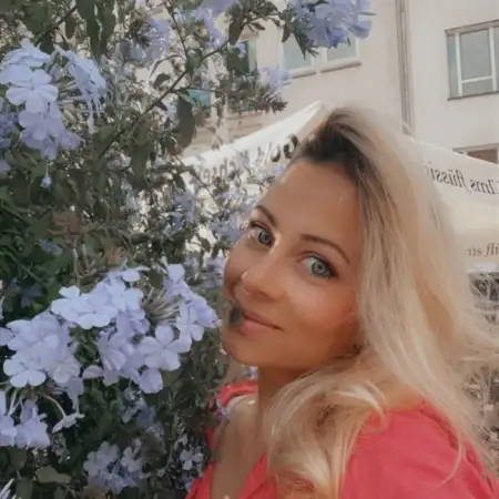 Ilona, 35Frankfurt am Main, Germany