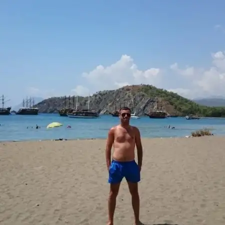 Rasul, 41