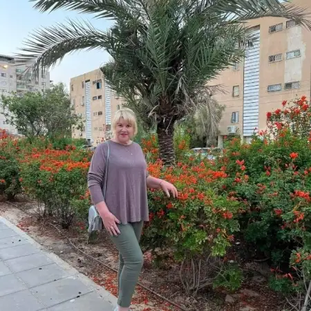Oksana, 58Beer Sheva, Israel
