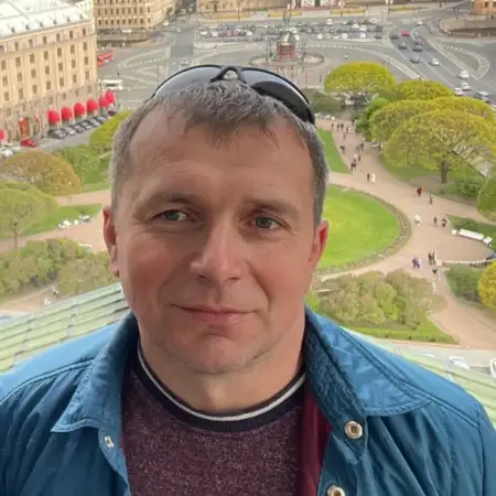 Dmitriy, 48Saint Petersburg, Russia
