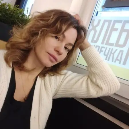 Yuliya, 51Russia 