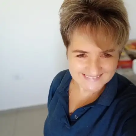 Larisa, 56Kfar Saba, Israel 