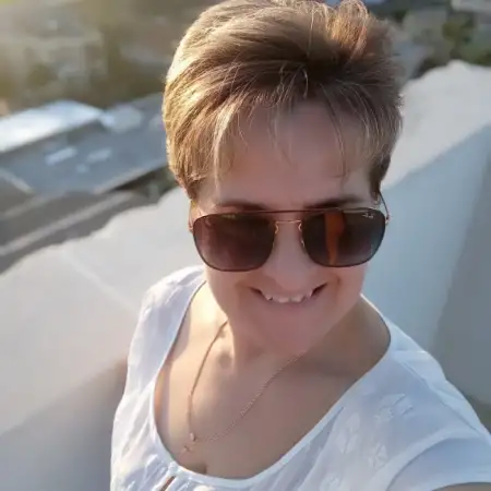 Larisa, 56Kfar Saba, Israel 