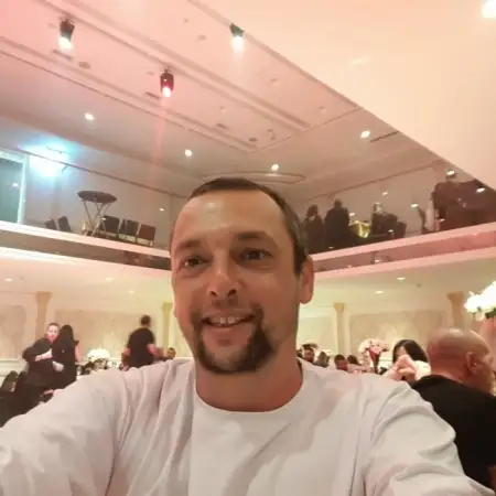 Denis, 43Ashkelon, Israel 