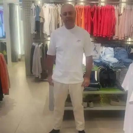 קובי, 61Tel Aviv, Israel