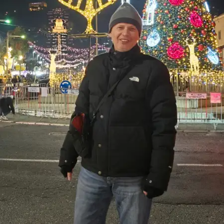 Eduard, 60Haifa, Israel