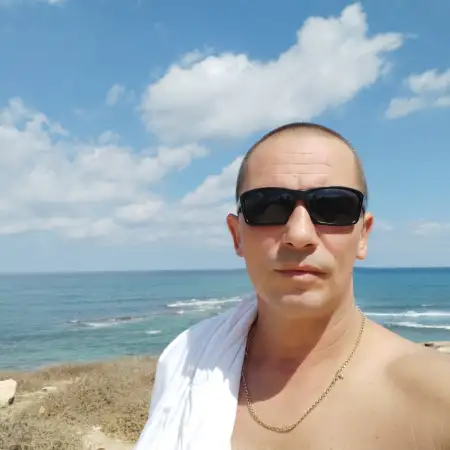 Sergey, 50Bat Yam, Israel