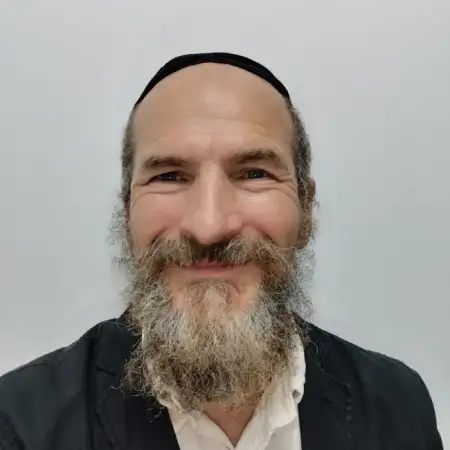Shmuel, 66Ashdod, Israel