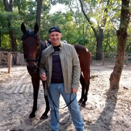 Vladimir, 56Ariel, Israel