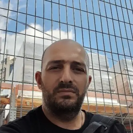 Giorgi, 40Holon, Israel