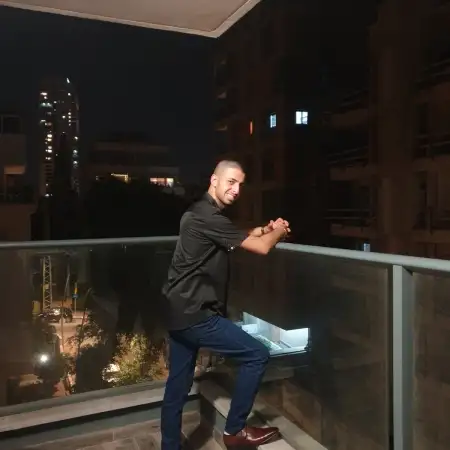 הקווקזי, 32Ramat Gan, Israel