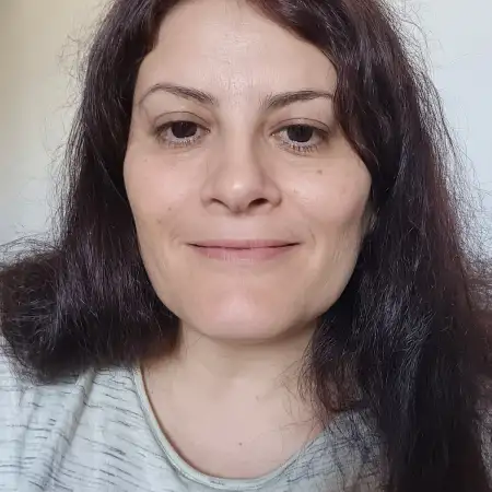 Regina, 46Tel Aviv, Israel