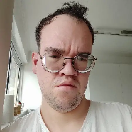 Dmitriy, 38Migdal aEmek, Israel
