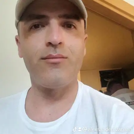 Alexsander, 43Batumi, Georgia
