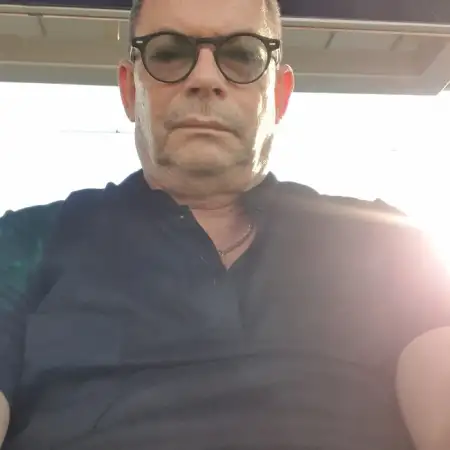 yoav, 60Petah Tikva, Israel 