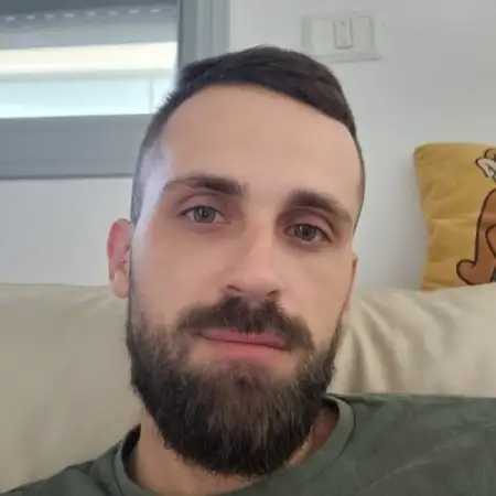 Alex, 37Afula, Israel