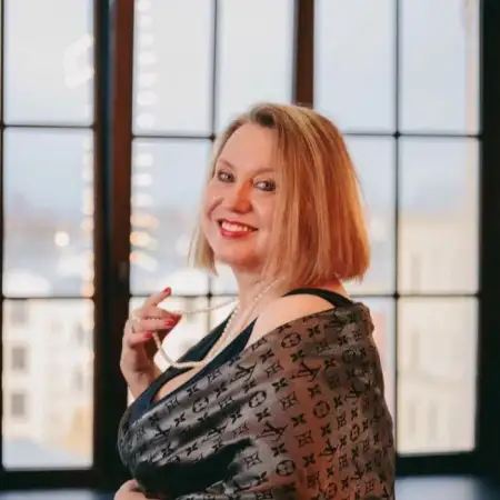 Elena, 60Saint Petersburg, Russia