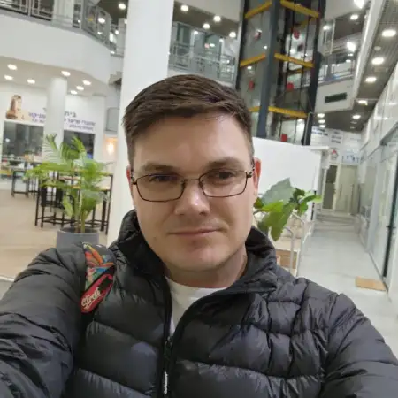Vladimir, 43Petah Tikva, Israel