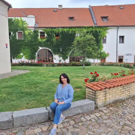 Alina, 51Kharkiv, Ukraine 