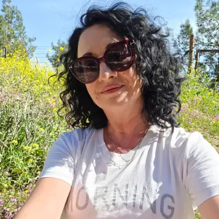 Mari, 56Ariel, Israel