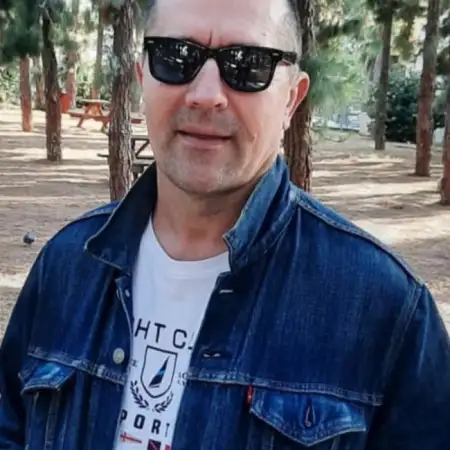 Denis, 66Tel Aviv, Israel