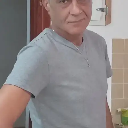 Ron, 61Ashdod, Israel 