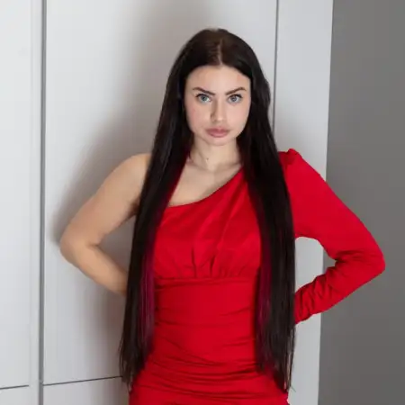 Oleksandra, 23Berlin, Germany 