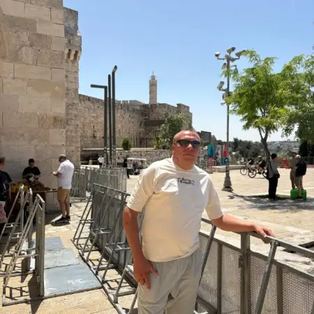 Andrii, 46Holon, Israel